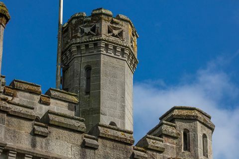 Dalmoak Castle zum Verkauf in Schottland