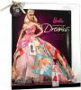 Christina Hall zeigt ein Foto hinter den Kulissen im seltenen Barbie-Kleid
