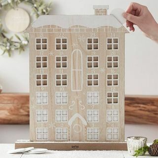 Holzhaus Adventskalender