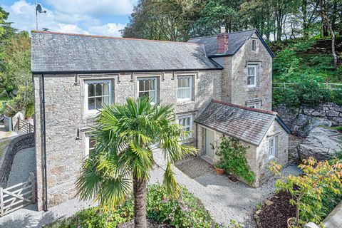 Denkmalgeschütztes Dorfhaus zum Verkauf in Falmouth, Cornwall