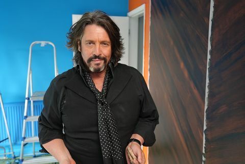 umkleidekabinen, ep3 leedslaurence llewelyn bowen mitten im neugestalteten wohnzimmer leeds