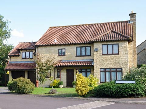 Neues Einfamilienhaus in einer Wohnanlage in London