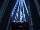 Sehen Sie, wie Miranda Lambert ihre Fans mitten im Konzert in einem Video aufruft, das das Internet spaltet