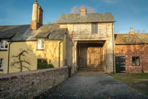 Altes Gateway Cottage, Somerset, Außenansicht © National Trust Images, Mike Henton