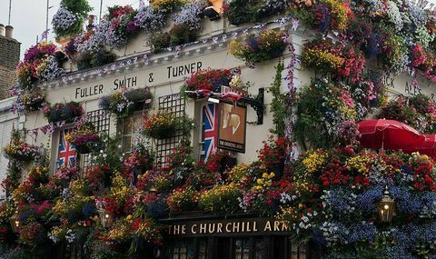 Die Churchill Arms Kneipe