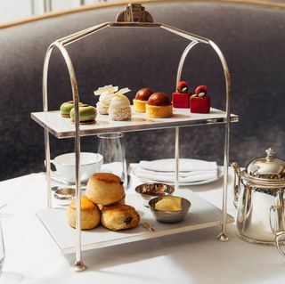 Nachmittagstee für zwei Personen in den Harrods Tea Rooms