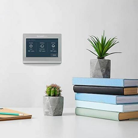 Wi-Fi Smart Color Thermostat