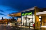 Waitrose probiert abends Yoga-Kurse in örtlichen Geschäften aus