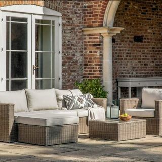 Valencia Outdoor Chaise Sofa und Sessel Set in Natur