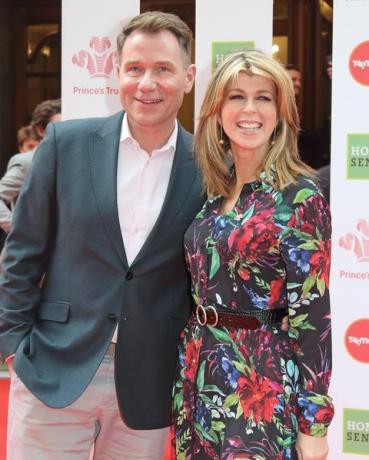 london, großbritannien 20190313 richard arnold und kate garraway beim prince's trust tk maxx und homesense Feiern Sie Erfolgspreise im London Palladium Foto von Keith Mayhewsopa imageslightrocket via getty images