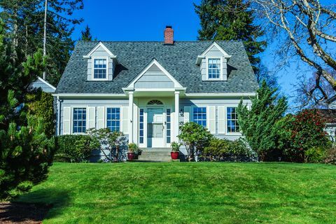 Malerisches Haus im Cape Cod-Stil