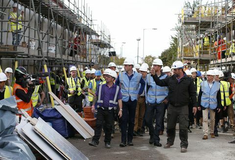Duke Of Cambridge & Prince Harry besuchen das DIY SOS-Team der BBC für The Big Build: Veteran's Special