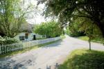 Teilweise mit Stroh gedecktes Oxfordshire Cottage zum Verkauf bietet herrliche Gärten
