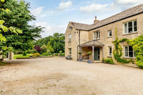 schönes Landhaus zum Verkauf in Wiltshire