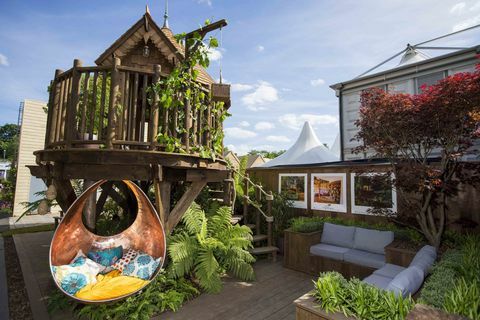 Blue Forest Tree House bei den Sitzplätzen der RHS Chelsea Flower Show 2017