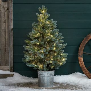 90 cm vorbeleuchteter Outdoor-Weihnachtsbaum im Topf