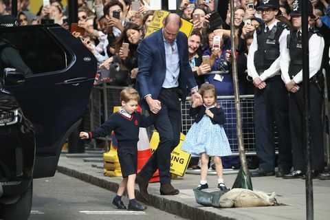 Prinz William bringt George und Charlotte ins Krankenhaus