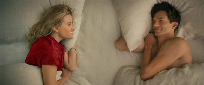 Reese Witherspoon und Ashton Kutcher im Bett