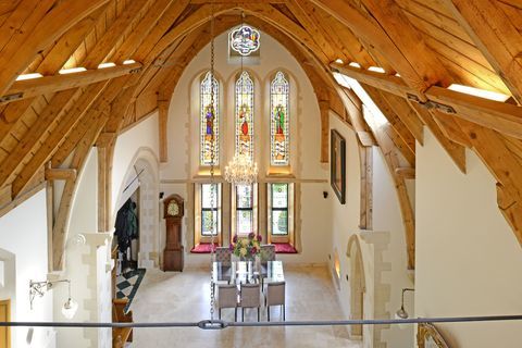 St. Johns Church - Chapel Lane - Interieur - Savills