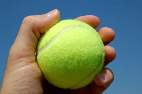 Tennisball Flugzeug