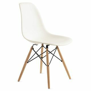 Eames® geformter Kunststoff-Dübelbein-Seitenstuhl