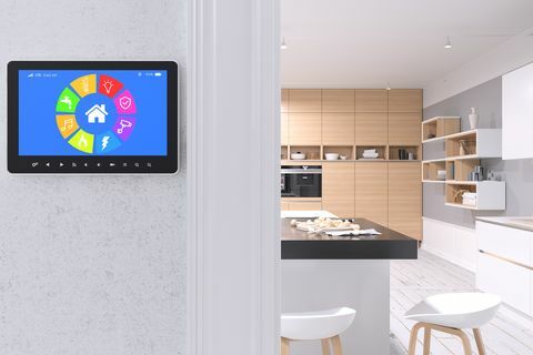 Smart Home Control mit moderner Küche