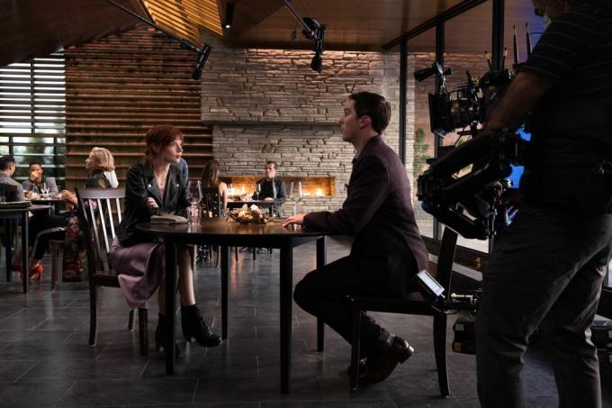 Anya Taylor Joy und Nicholas Hoult am Set des Films Menüfoto von Eric Zachanowich mit freundlicher Genehmigung von Searchlight Pictures © 2022 20th Century Studios, alle Rechte vorbehalten