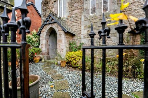 Mieten Sie diese umgebaute Kapelle in Glasbury, Brecon Beacons