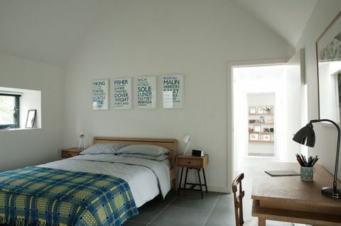 Schlafzimmer, Landschaftsrenovierung in ländlichem Morayshire im Norden von Schottland.