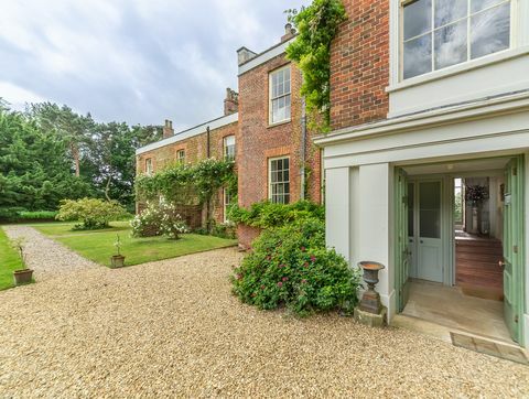 Die Bridgerton erleben einen Aufenthalt in der Inglethorpe Hall in Norfolk