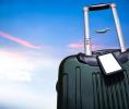 Sie sollten auf Reisen niemals einen ID- oder Adressanhänger an Ihrem Gepäck anbringen