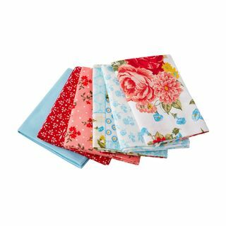 Das Fat Quarter-Bündel aus Stoff mit süßer Rose von Pioneer Woman