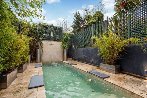 Haus zum Verkauf in London mit seltenem und einzigartigem Swimmingpool