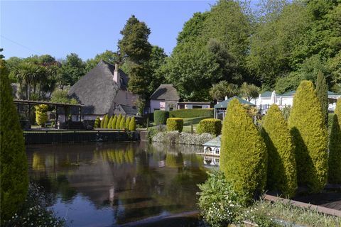 Rose Cottage zum Verkauf in Cockington Village