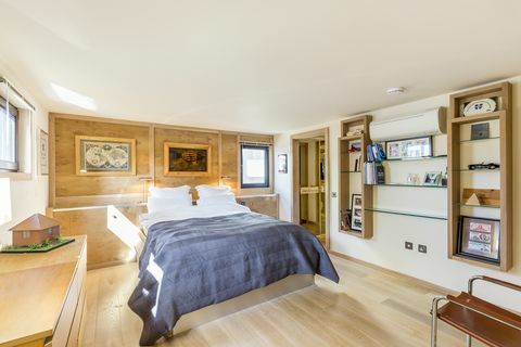 Schlafzimmer - Hausboot zum Verkauf in Wandsworth