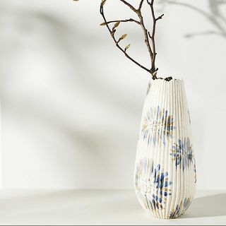 Gerippte abstrakte Blumenvase