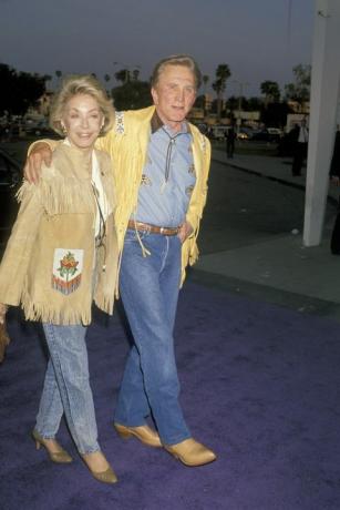 Kirk Douglas und Anne Buydens im Jahr 1990