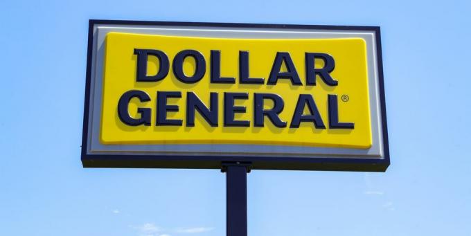 Das Logo von Dollar General ist im Geschäft in der Nähe von Bloomsburg zu sehen