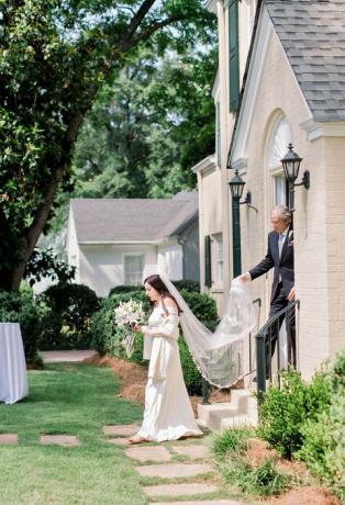 eine Hochzeit zu Hause, die von immer mehr Hochzeiten und Veranstaltungen veranstaltet wird