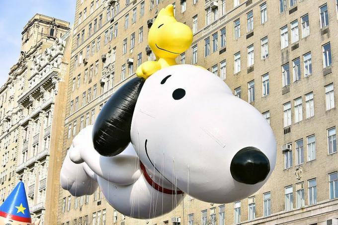 Lustige Fakten zum Erntedankfest: Macy's Erntedankparade mit Snoopy-Ballon