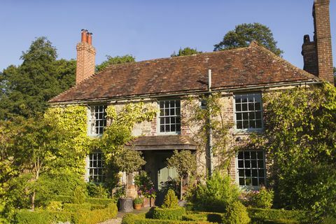 Efeu bedeckte Häuschen, Haslemere, England