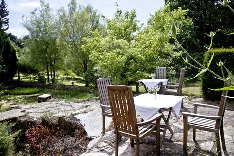 Ranscombe Manor, Herrenhaus mit acht Schlafzimmern und Gartenlabyrinth zum Verkauf in Kingsbridge, Devon