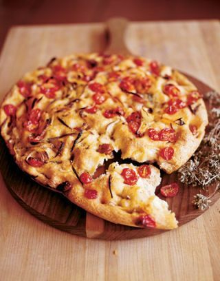 Zwiebel-Tomaten-Focaccia