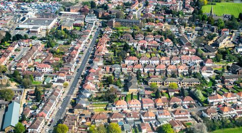 Luftbild von London Suburban Housing